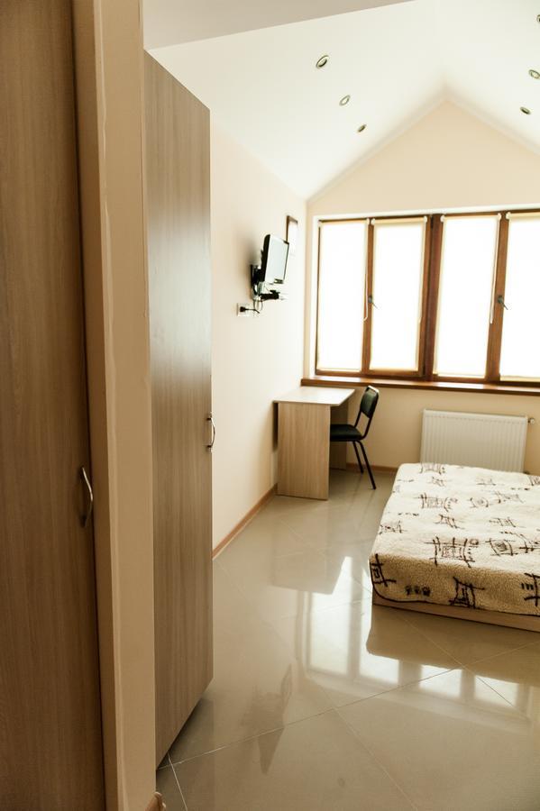 Minihotel Freedom Lviv Bagian luar foto